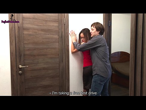 ❤️ Sexy Realtor E fa'a'ono'o I lana Pusi ma Fuga A'o Fa'atauina Lona Fale - Krempai ❤ Pono fa'afafine ☑